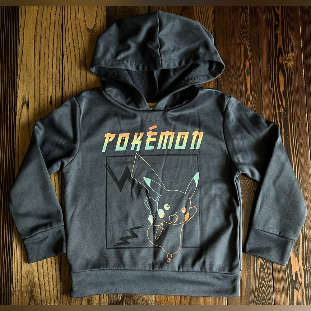 2/$20 Kids • POKÉMON Pikachu graphic hoodie XS Licensed 2022